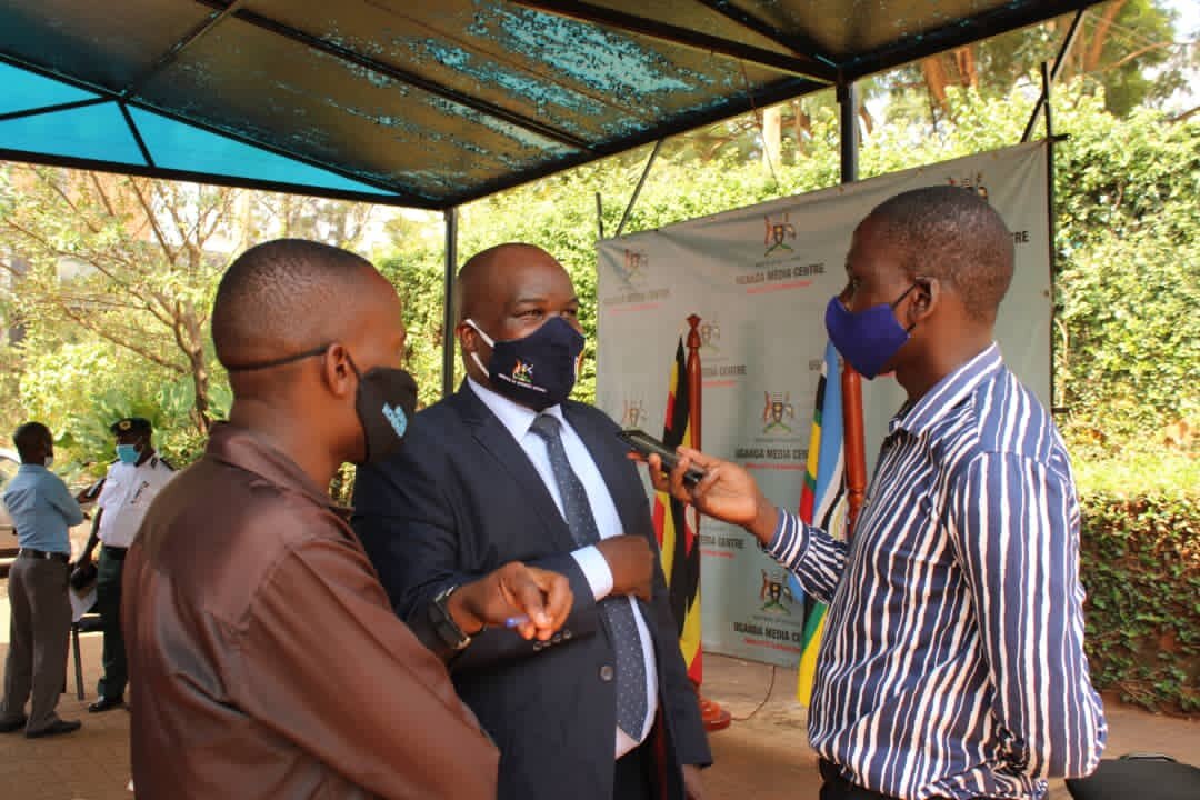 ED-NGO-Bureau addressing press